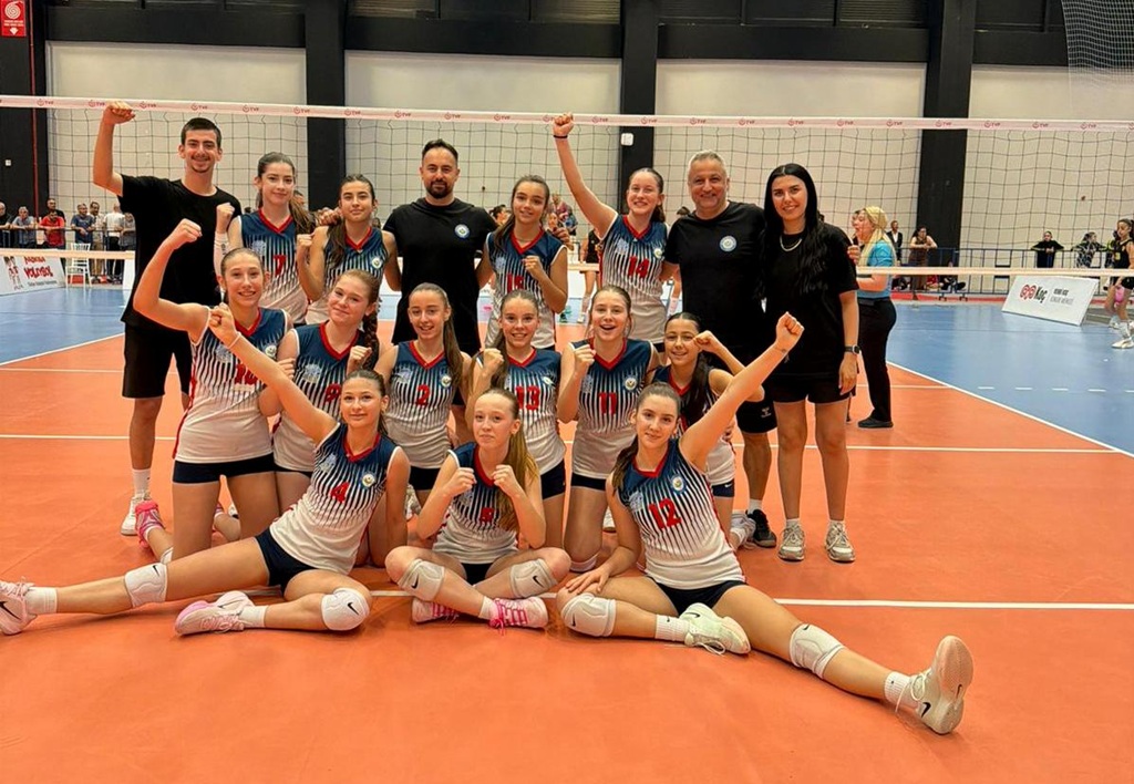 Festival Voleybolda Nilüfer Belediyespor Midi Kızlar 2 de 2 yaptı