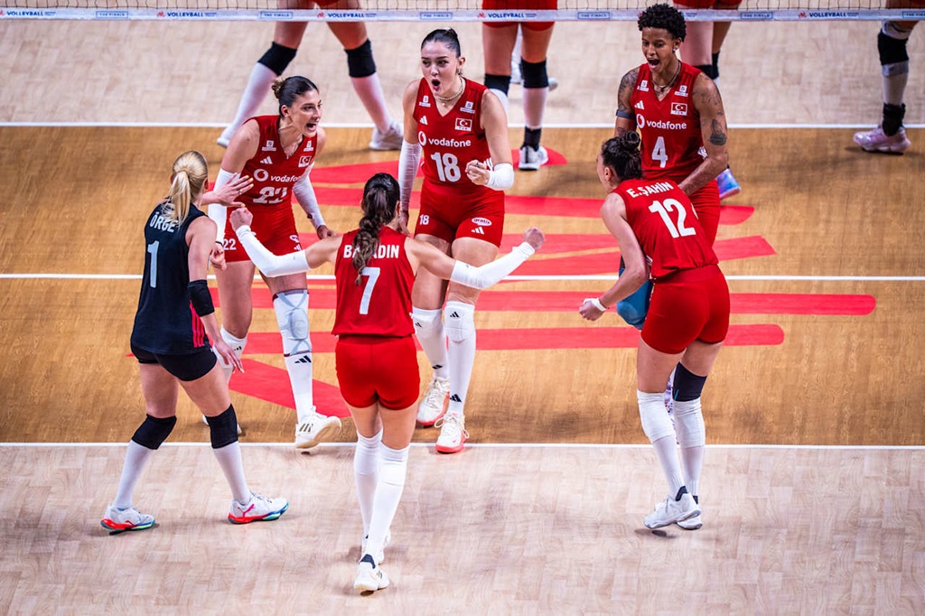 Filenin Sultanları, 2026 Milletler Ligi'nde Çin galibiyeti ile Finale Yükseldi!