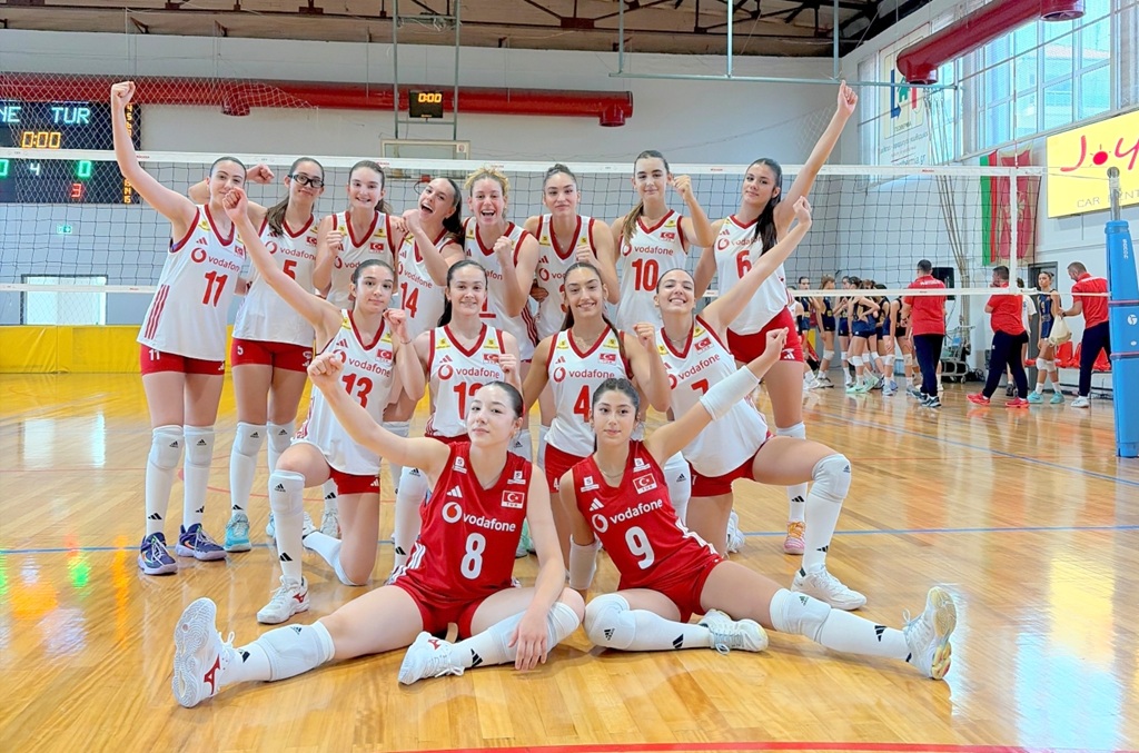 U16 Kadın Milli Takımımız, Karadağ'ı 3-0 Mağlup Etti