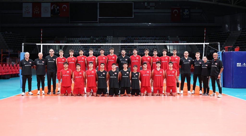 U17 Erkek Milli Takımımız Balkan ve Dünya Şampiyonaları İçin Kampa Girdi