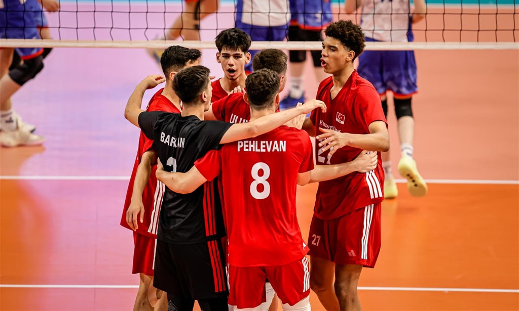 U18 Erkek Milli Takımımız, İzlanda'yı 3-0 Mağlup Etti