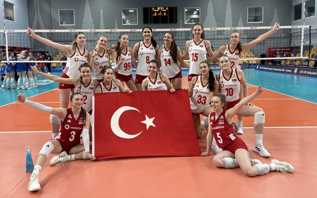U18 Kadın Milli Takımımız, İzlanda'yı 3-0 Mağlup Etti