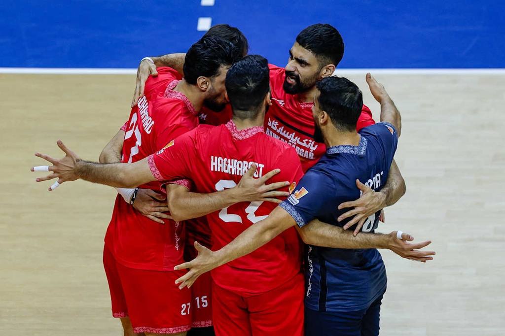 VNL de İranı 3-1 mağlup eden A Erkek Milli Takımımız, final etabına yükseldi ve tarih yazdı