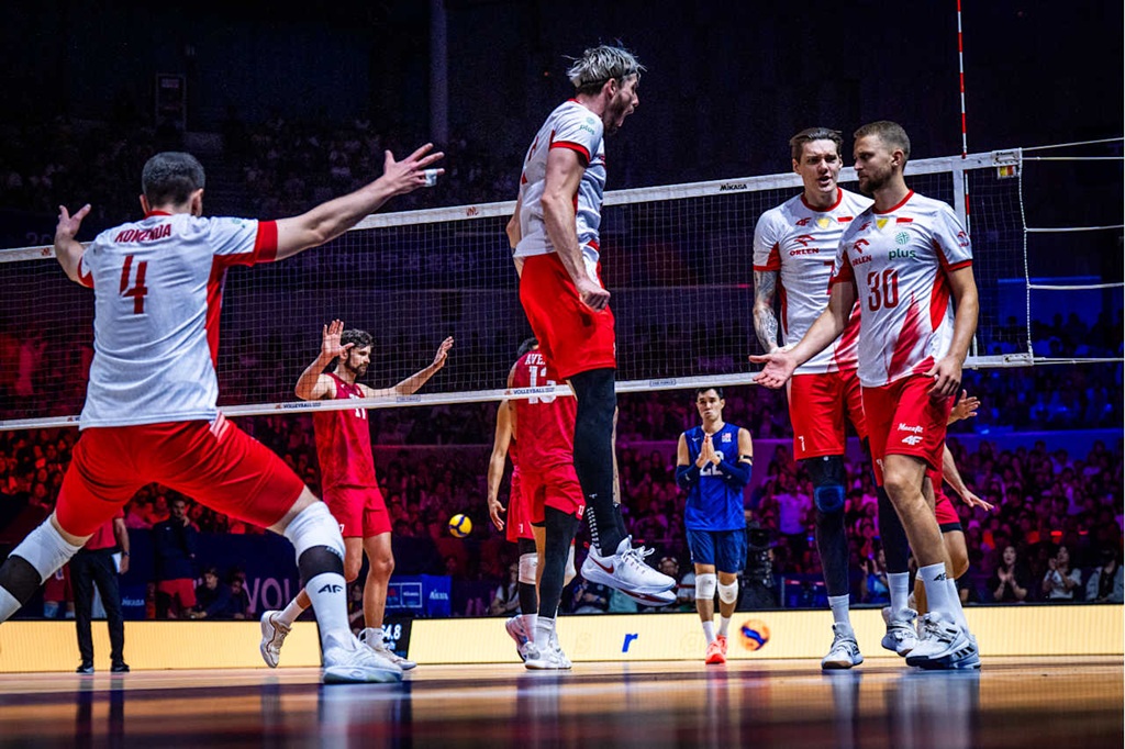 2026 FIVB Milletler Ligi (VNL) final maçında  Polonya 3-2 skorla ABD' yi  yendi