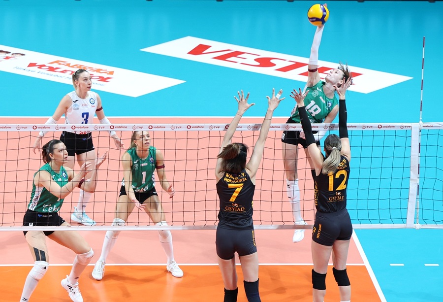 Galatasaray Daikin, Nilüfer Belediyespor Eker'i 3-1 Yendi