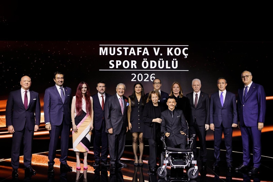 TVF Başkanı Üstündağ'a Yaşam Boyu Spora Katkı Ödülü