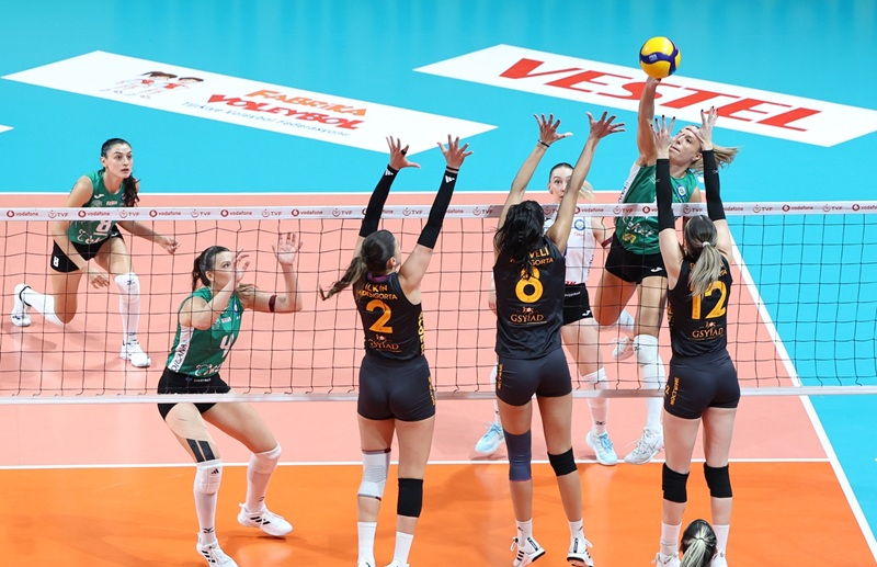 Galatasaray Daikin, Nilüfer Belediyespor Eker'i 3-1 Yendi Galatasaray Daikin, Nilüfer Belediyespor Eker'i 3-1 Yendi