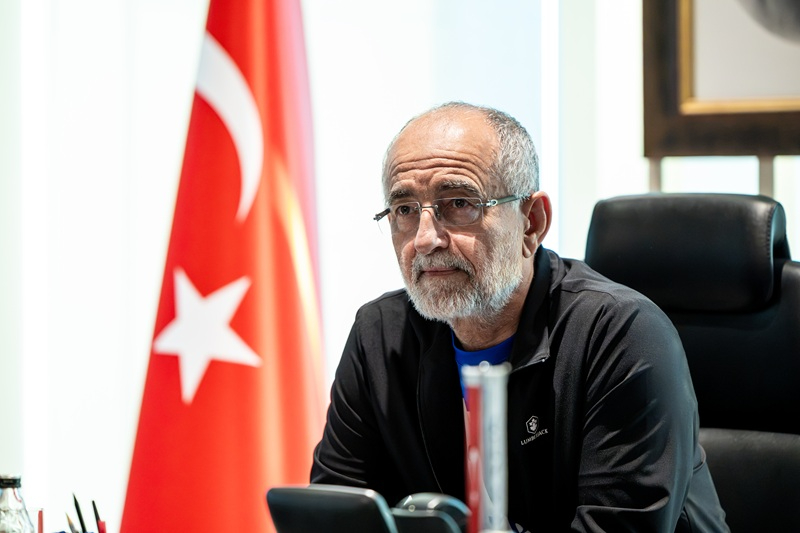 Halkbank 2026-2027 Voleybol Sezon öncesi Başkan Özdil ile Buluştu Halkbank 2026-2027 Voleybol Sezon öncesi Başkan Özdil ile Buluştu