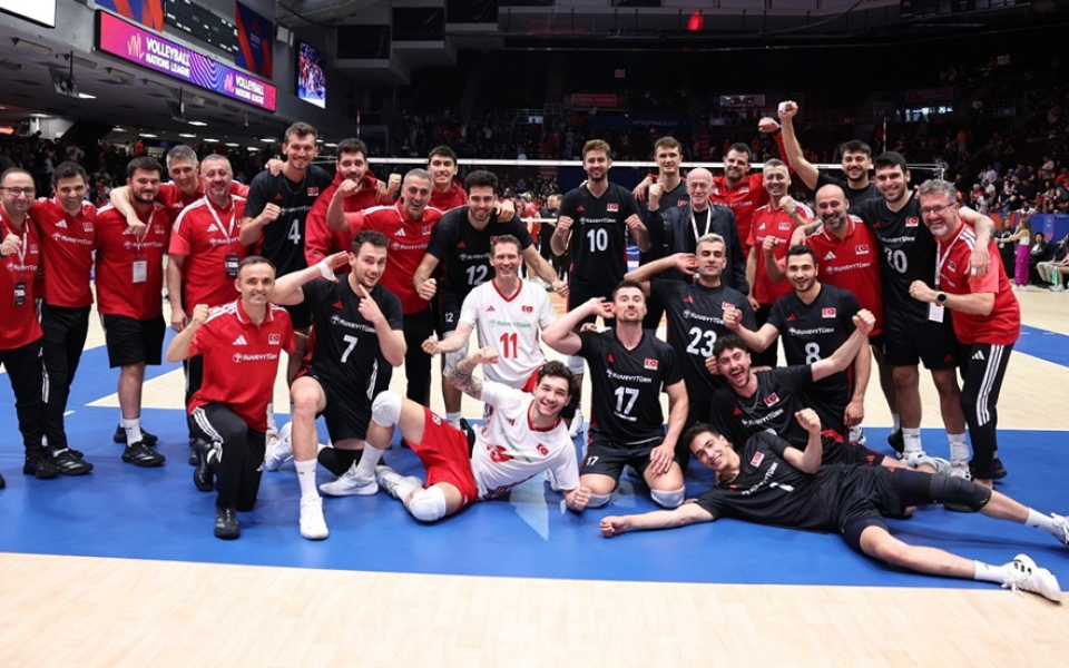 Filenin Efeleri Kanada'yı 3-2 Mağlup Etti