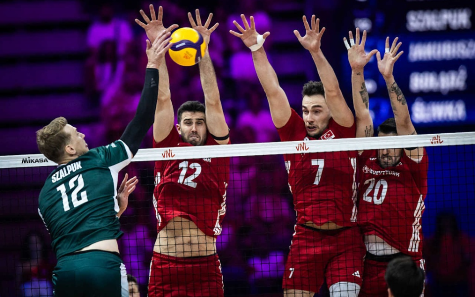 Filenin Efeleri, Polonya'ya 3-2 Mağlup Oldu