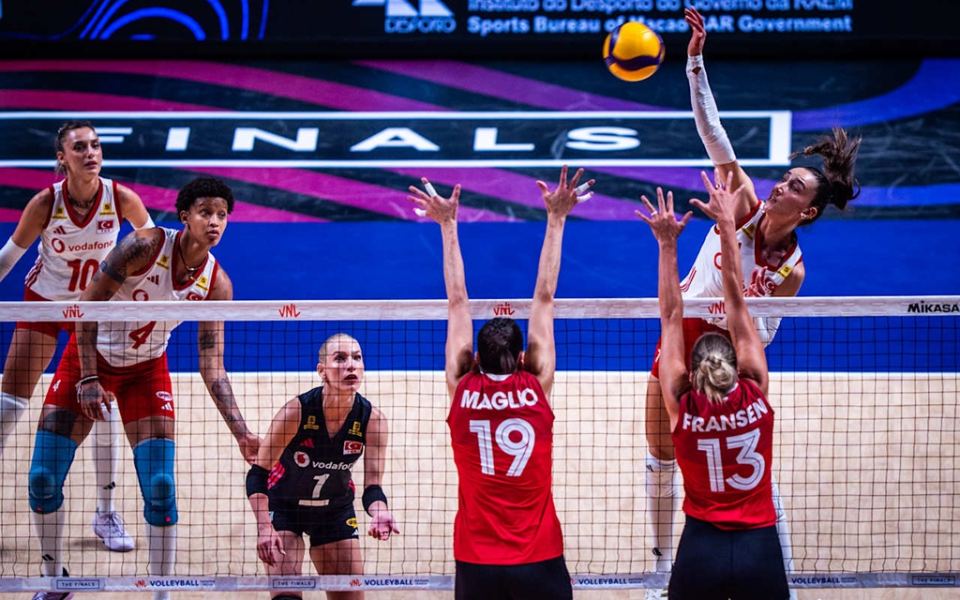 Filenin Sultanları, 2026 Milletler Ligi (VNL) nde Yarı Finale Yükseldi!