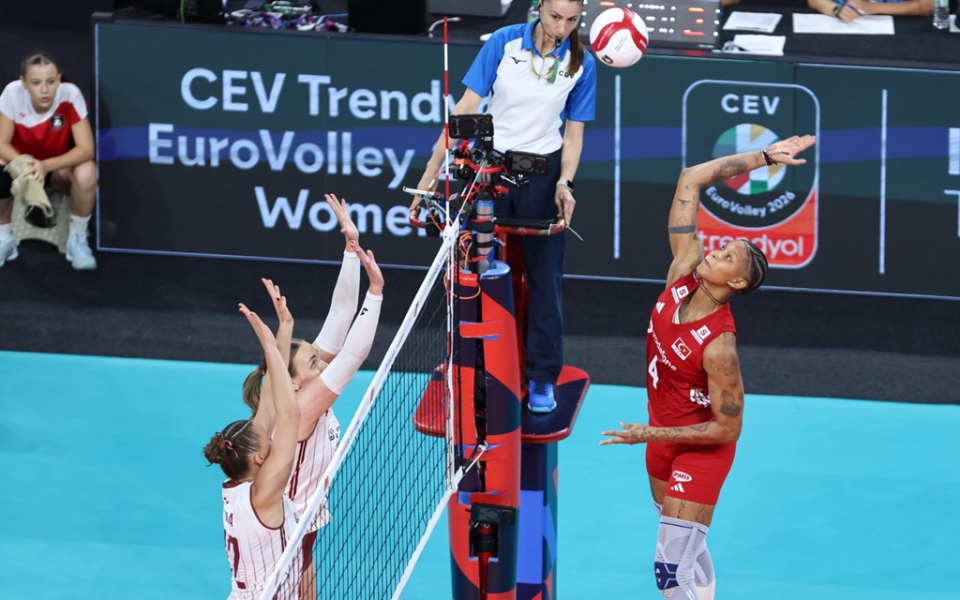 Filenin Sultanları Avrupa Şampiyonası Açılış Maçında Letonya'yı 3-0  yenerek galibiyetle başladı