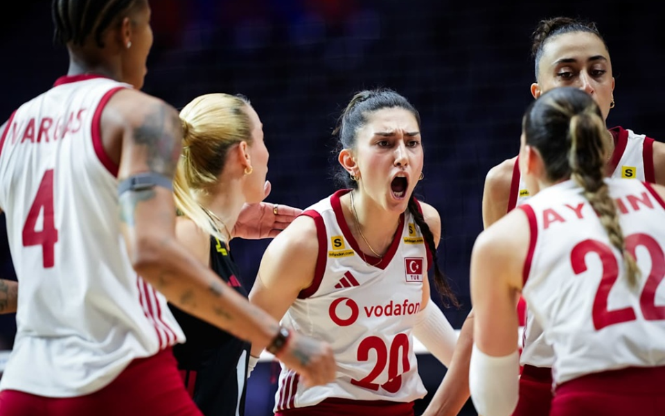 Filenin Sultanları'nın VNL' de  Rakibi ABD