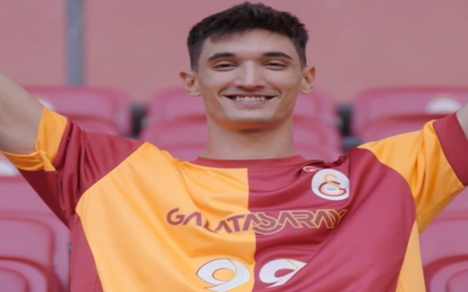 Galatasaray Efe Mandıracı transferini resmi olarak açıkladı
