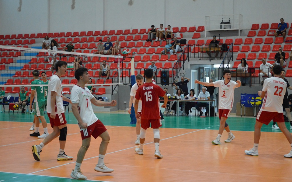 U17 Erkek Milli Takımımız, Balkan Şampiyonası'nda 2 de 2 yaptı ve Yarı Finalde