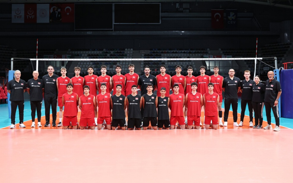 U17 Erkek Milli Takımımız Balkan ve Dünya Şampiyonaları İçin Kampa Girdi