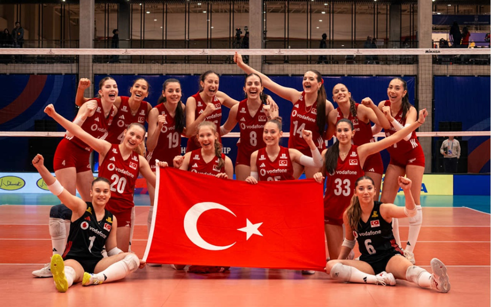 U17 Kız Milli Takımımız, Şili'nin Başkenti Santiago'da Çekya yı 3-0 mağlup etti