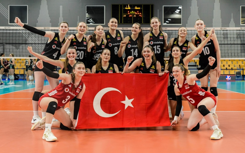 U18 Kadın Milli Takımımız, Avrupa Şampiyonası'nda Üçte Üç Yaptı