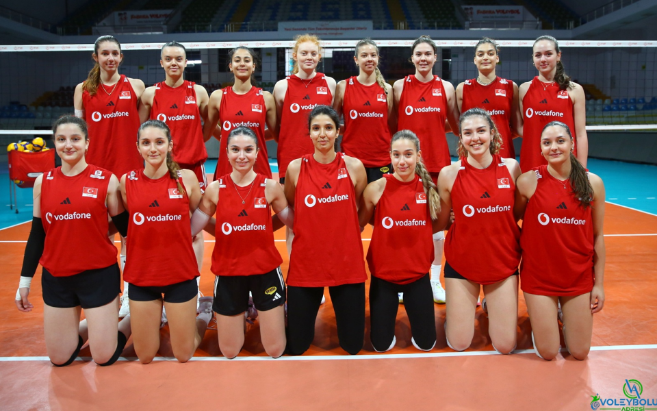 U22 Kadınlar Milli Takım Bursa kampında çalışıyorlar